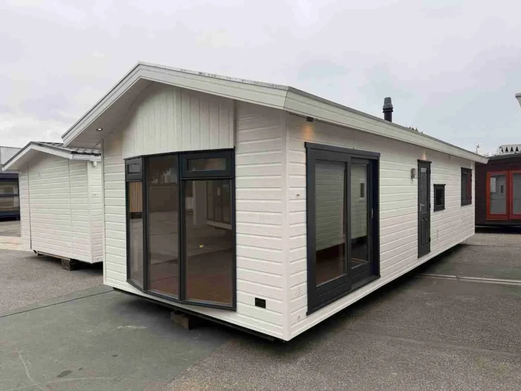 Continental Chalet 11 x 4 m – foto 1