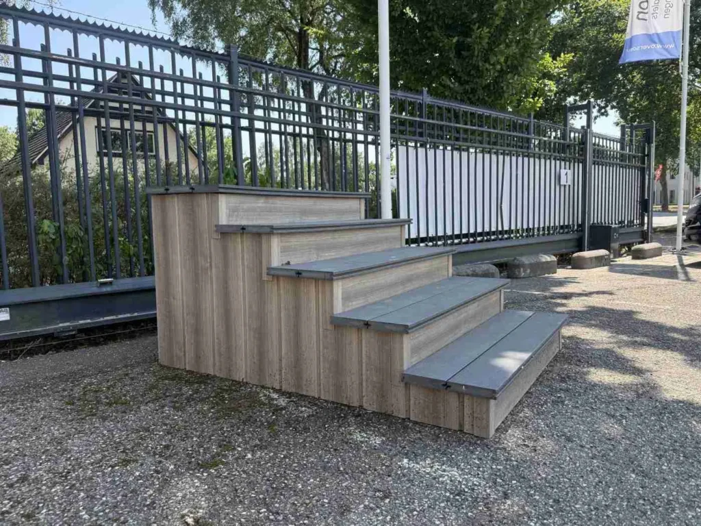 Kunststof opstap Chalet / Stacaravan – foto 3