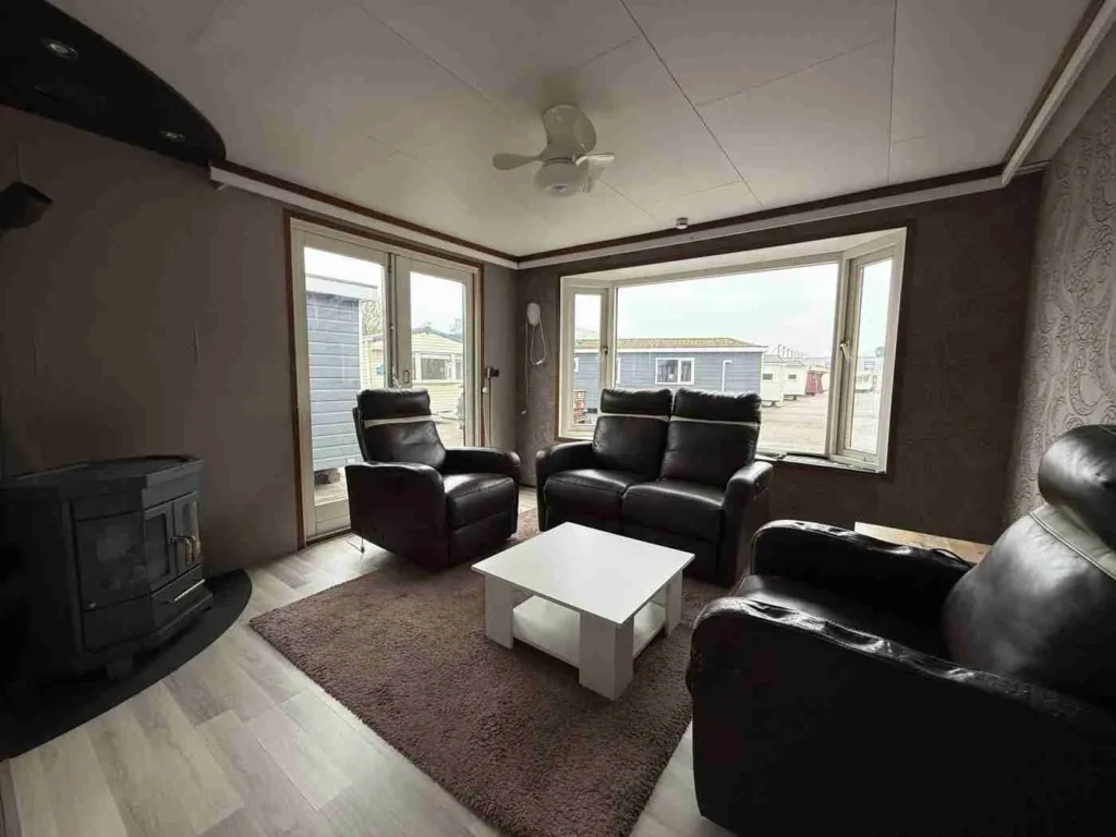Kunststof Chalet 10.30 x 3.60 m – foto 8